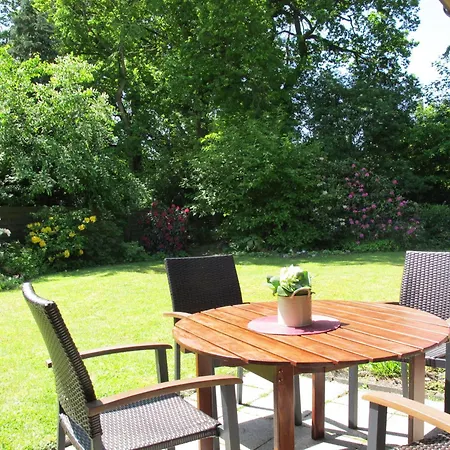 Kleines Meisenhaus By Fewo-plan Wing100 Im Naturpark Wingst, Naehe Cuxhaven * Wingst
